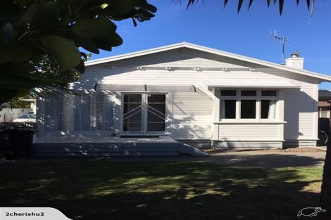 Photo of property in 1/388 Gloucester Street, Taradale, Napier, 4112