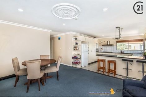 Photo of property in 2/49 College Road, Northcote, Auckland, 0627