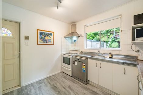 Photo of property in 15 Gawler Grove, Wainuiomata, Lower Hutt, 5014