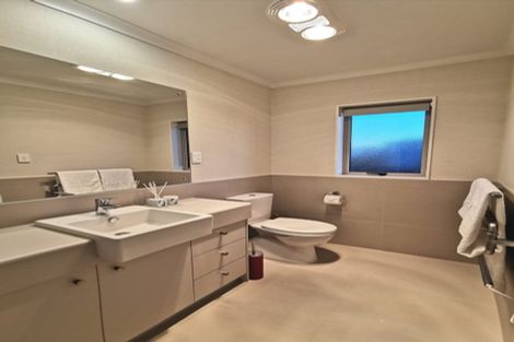 Photo of property in 106 Flat Bush School Road, Flat Bush, Auckland, 2019