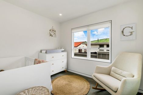 Photo of property in 16 Esmeralda Avenue, Avondale, Auckland, 1026