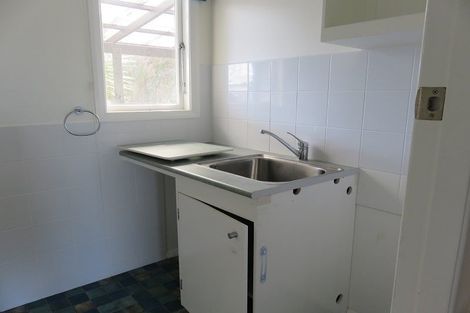 Photo of property in 18 Catlins Crescent, Milson, Palmerston North, 4414