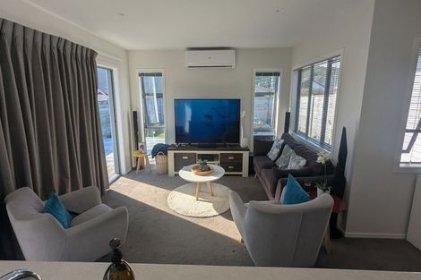 Photo of property in 15 Raymond Grace Avenue, Huapai, Kumeu, 0810