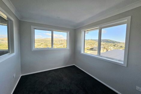 Photo of property in 6a Te Arapito Close, Aotea, Porirua, 5024