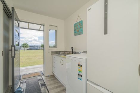 Photo of property in 113 Harbour Drive, Matarangi, Whitianga, 3592