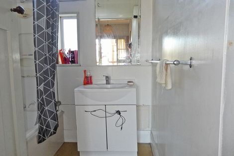 Photo of property in 15 Lynn Street, Oamaru North, Oamaru, 9400