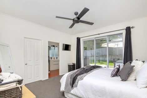 Photo of property in 1 The Fairway, Whakatane, 3120