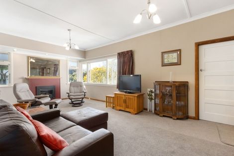 Photo of property in 103 Chaucer Road, Hospital Hill, Napier, 4110