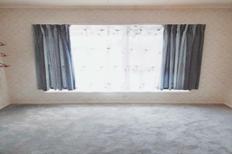 Photo of property in 1/36 Blacklock Avenue, Henderson, Auckland, 0612