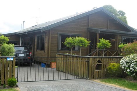 Photo of property in 4 Penfold Square, Leithfield, 7481