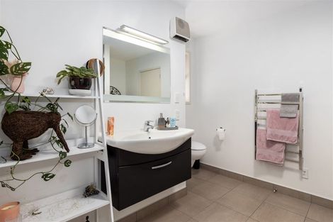 Photo of property in 35 Lakings Road, Springlands, Blenheim, 7201