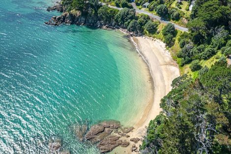 Photo of property in 52 Woods Road South, Colville, Coromandel, 3584