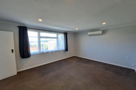 Photo of property in 16 Alberta Road, Glen Avon, New Plymouth, 4312