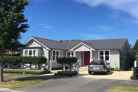 Photo of property in 107 Hamilton Avenue, Ilam, Christchurch, 8041