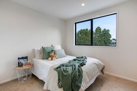 Photo of property in 3/17 Sandspit Road, Cockle Bay, Auckland, 2014