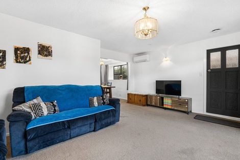 Photo of property in 1/40b Chipping Lane, Redwood, Christchurch, 8051