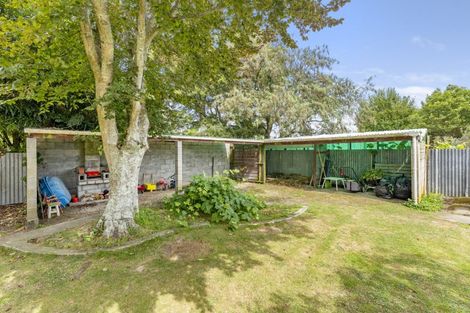 Photo of property in 1 Totara Place, Pahiatua, 4910