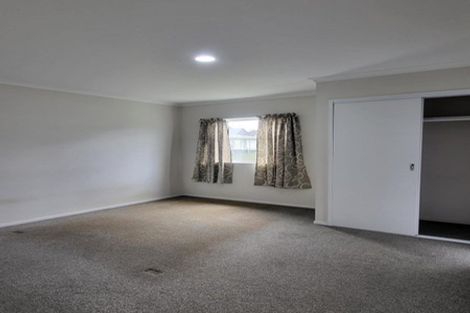 Photo of property in 8 Lomas Place, Manurewa, Auckland, 2102