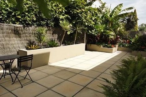 Photo of property in 4/20 Office Road, Merivale, Christchurch, 8014