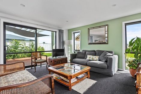 Photo of property in 34 Gimson Street, Solway, Masterton, 5810