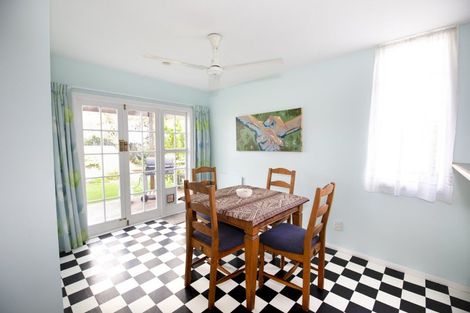 Photo of property in 2 Todd Street, Napier South, Napier, 4110