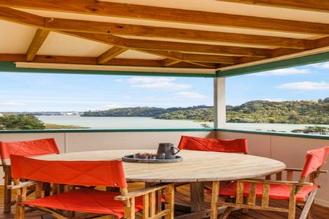 Photo of property in 47 Pemberton Avenue, Bayview, Auckland, 0629