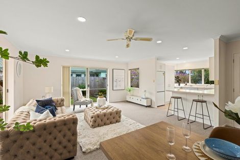 Photo of property in 106 Lakeside Drive, Orewa, 0931