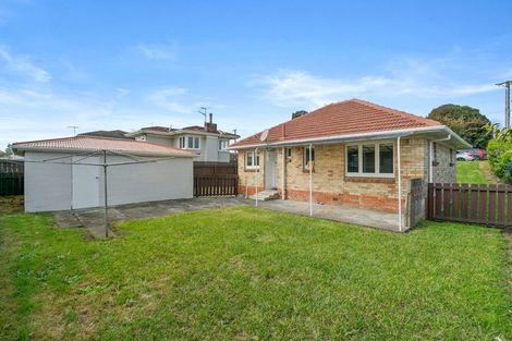 Photo of property in 1/66 Clevedon Road, Papakura, 2110