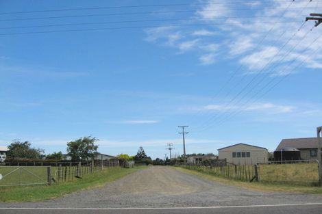 Photo of property in 187h Clarks Beach Road, Clarks Beach, Pukekohe, 2679