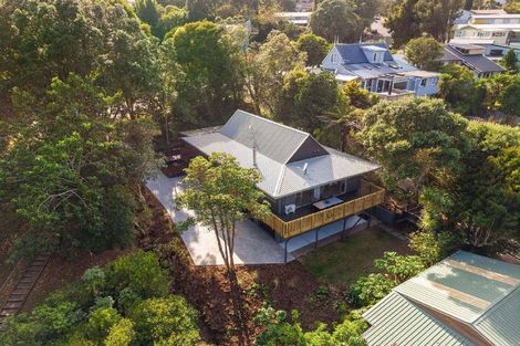Photo of property in 32 Rosecamp Road, Beach Haven, Auckland, 0626