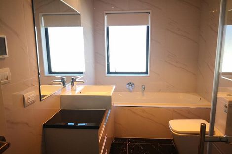 Photo of property in 58 Golden Morning Drive, Albany Heights, Auckland, 0632