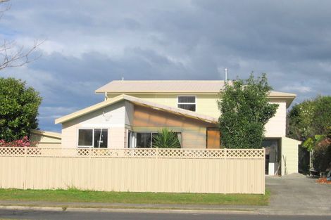 Photo of property in 110 The Drive, Whangamata, 3620