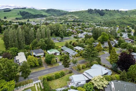 Photo of property in 1 Nisbet Terrace, Kinloch, Taupo, 3377