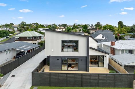 Photo of property in 20a Seine Road, Forrest Hill, Auckland, 0620