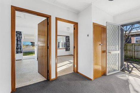 Photo of property in 25 Brookes Terrace, Waitara, 4320