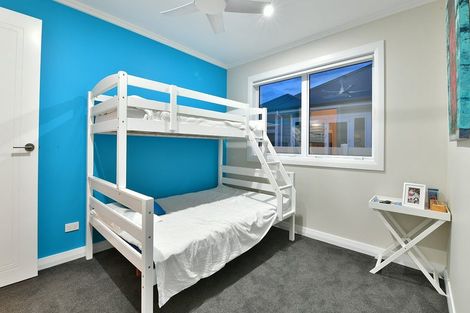 Photo of property in 11 Maturiki Drive, One Tree Point, 0118