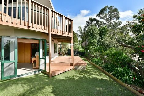 Photo of property in 2/603 Whangaparaoa Road, Stanmore Bay, Whangaparaoa, 0932