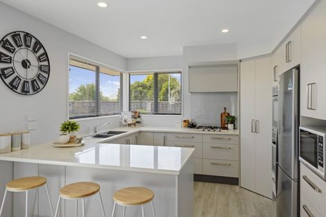 Photo of property in 10 Puhara Avenue, Parklands, Christchurch, 8083