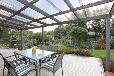 Photo of property in 6 Edwards Street, Kimbolton, Feilding, 4777