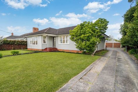 Photo of property in 54 Matipo Road, Te Atatu Peninsula, Auckland, 0610