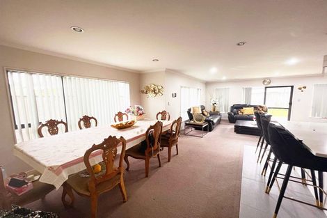 Photo of property in 4 Aster Place, Flat Bush, Auckland, 2019