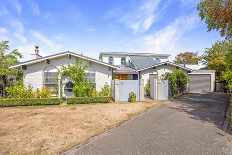 Photo of property in 19 Callender Terrace, Paraparaumu Beach, Paraparaumu, 5032