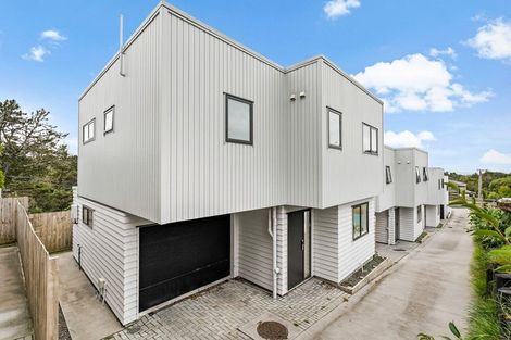 Photo of property in 22d Aorangi Place, Birkenhead, Auckland, 0626