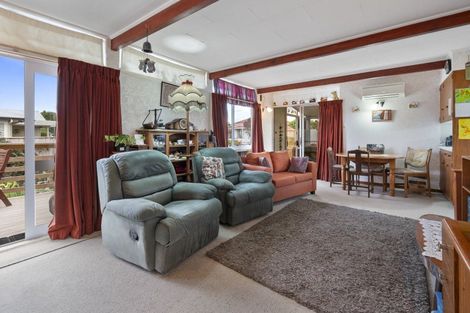 Photo of property in 10 Lambert Street, Marton, 4710