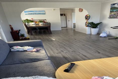 Photo of property in 5 Lismore Place, Papatoetoe, Auckland, 2025