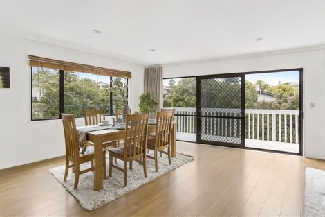 Photo of property in 14 Mccahill Views, Botany Downs, Auckland, 2010