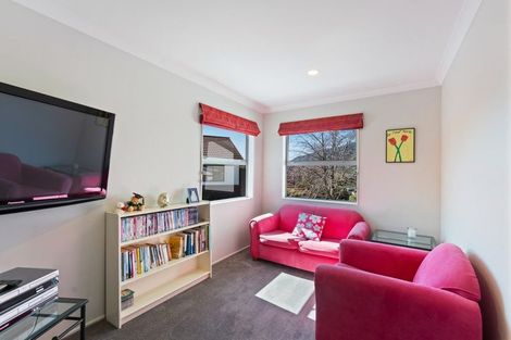 Photo of property in 19 Hurunui Street, Waikanae, 5036