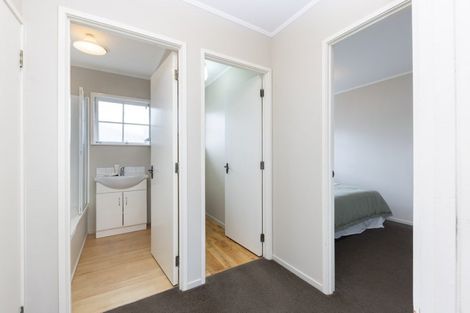Photo of property in 2/68a Sturges Road, Henderson, Auckland, 0612