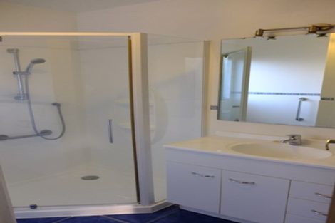 Photo of property in 25 La Perouse Street, Botany Downs, Auckland, 2010