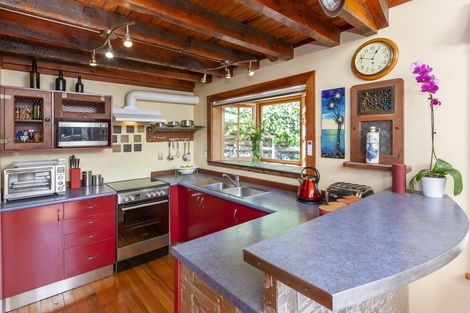 Photo of property in 39 Matatua Road, Raumati Beach, Paraparaumu, 5032